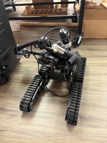 Submarine HEBI Tready with arm